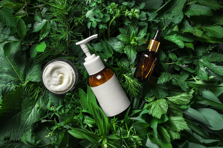Cosmética natural: productos imprescindibles para cuidar tu piel de forma ecológica
